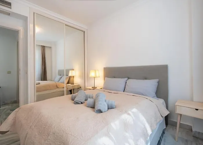 Apartament Luxury 3br Puerto Banus, Pool, Garden, Walk To Marina &
