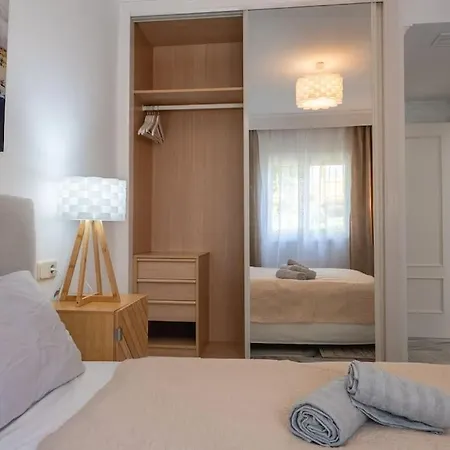 Luxury 3br Puerto Banus, Pool, Garden, Walk To Marina & *