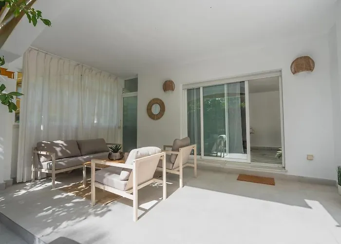 Appartement Luxury 3br Puerto Banus, Pool, Garden, Walk To Marina & *